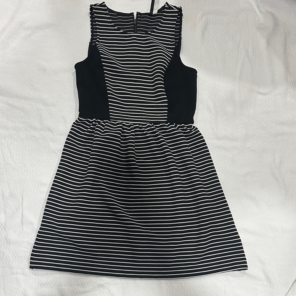Kensie Black and White Striped Dress